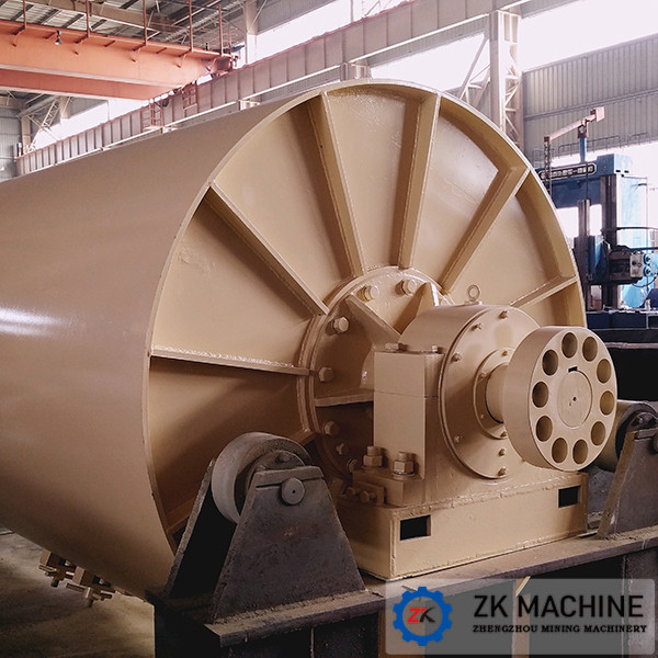 Large Ceramic Ball Mill Grinder , Ball Mill Mining Low Power Consumption